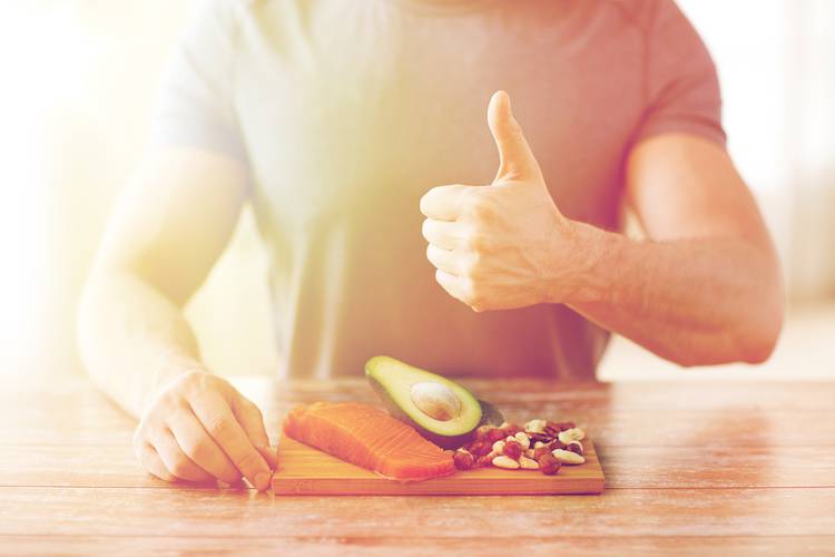 Dieta paleo – zasady, przepisy i przykładowy jadłospis