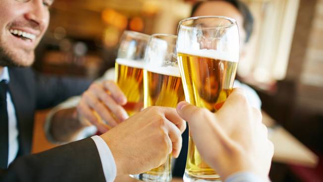 Piwo – czy warto je pić?